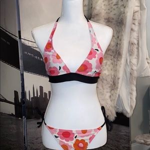 Bathing suit with flower print